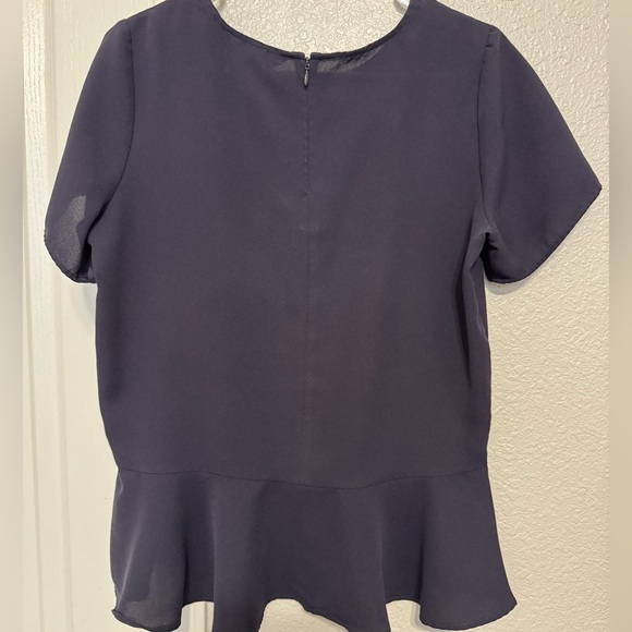 Lands End Chase Bank Blouse - Picture 2 of 3